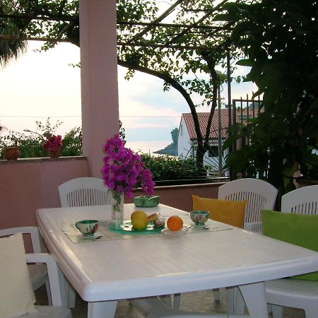 Comfortable Apartment In Maratea With Sea View 95 M² + Parking エクステリア 写真