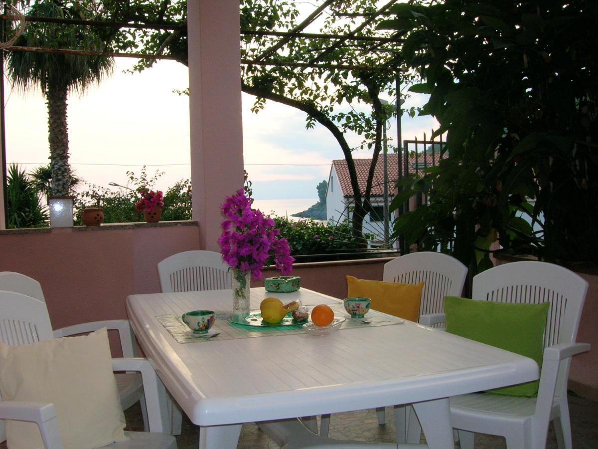 Comfortable Apartment In Maratea With Sea View 95 M² + Parking エクステリア 写真
