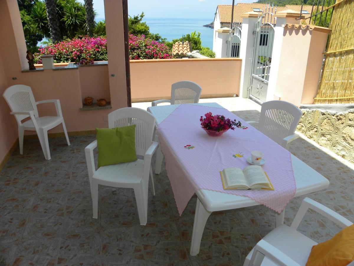 Comfortable Apartment In Maratea With Sea View 95 M² + Parking エクステリア 写真